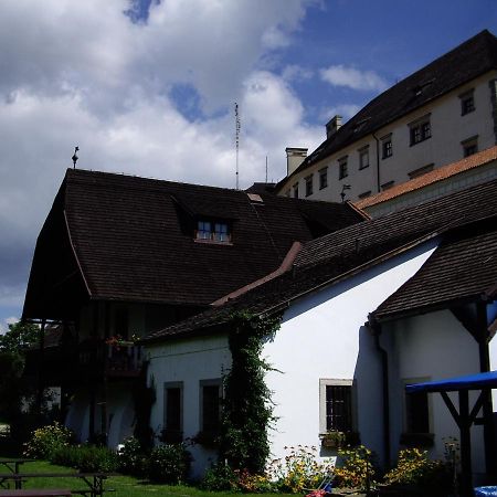 Penzion U Tkadlen Jindřichŭv Hradec Esterno foto